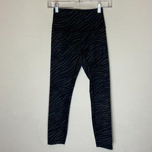 Lululemon Wunder Under Tight Womens 4 Black Zebra Stripe High Rise 25" Inseam